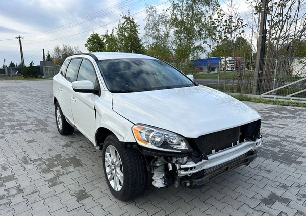 Volvo XC 60 cena 36990 przebieg: 175000, rok produkcji 2015 z Kock małe 56